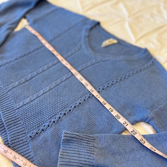 Aeropostale Women's Blue Knit V-Neck Long Sleeves Crop Pullover Sweater Size L/G - Picture 8 of 9